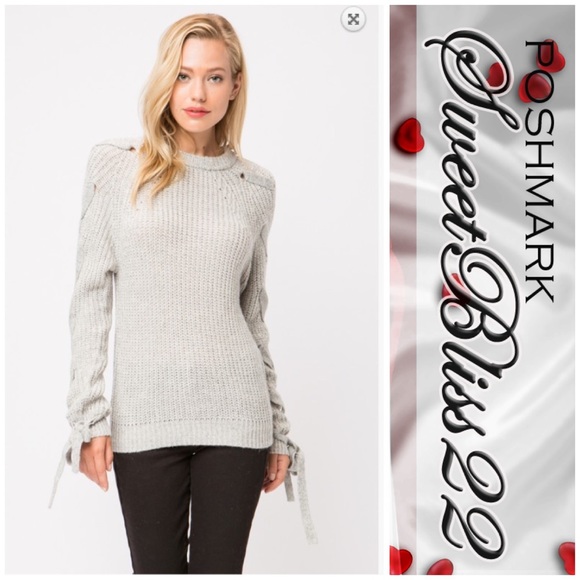 🍁Grey Sweater Braided Sleeves🍁 - Picture 3 of 4